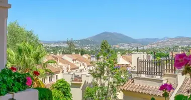 Mieszkanie 3 pokoi w San Pedro Alcantara, Hiszpania