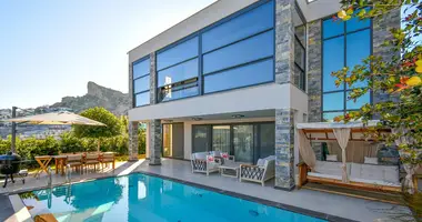 Villa 4 bedrooms in Gundogan, Turkey
