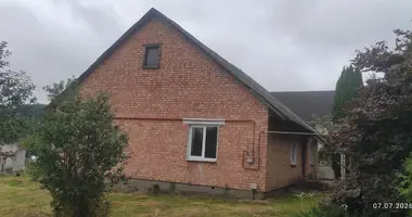 Casa en Ratamka, Belarús