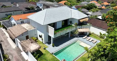 Mieszkanie 4 pokoi w Kerobokan, Indonezja
