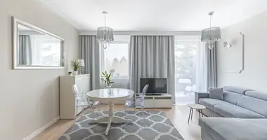 Wohnung 3 zimmer in Piaseczno, Polen