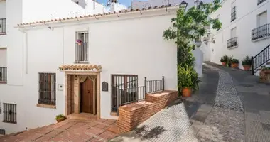 4 bedroom house in Benahavis, Spain