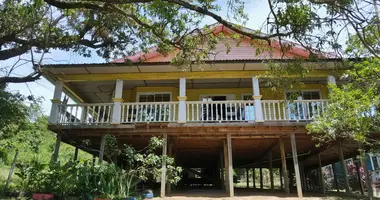Haus 5 Schlafzimmer in French Harbour, Honduras