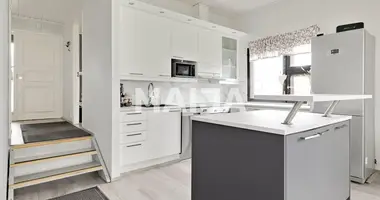 Wohnung 2 zimmer in Nurmijarvi, Finnland