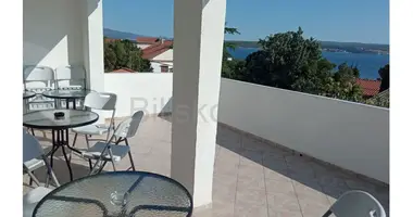 Maison 7 chambres dans Opcina Jasenice, Croatie