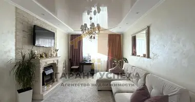 3 room apartment in Muchaviecki sielski Saviet, Belarus