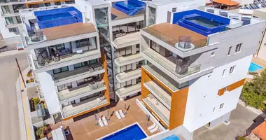 2 bedroom apartment in Germasogeia, Cyprus