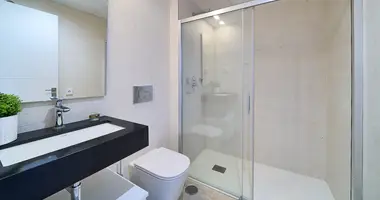 3 bedroom apartment in Estepona, Spain