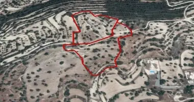 Terrain dans Paramytha, Chypre