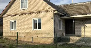 Casa en Navahrudak, Belarús