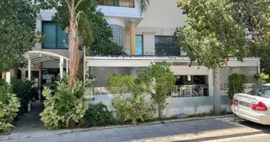 Shop 522 m² in Strovolos, Cyprus