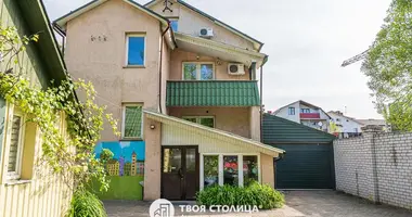 Дом 5 комнат в Минск, Беларусь