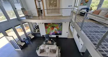 6 bedroom villa in Armou, Cyprus