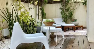 2 room apartment in Tel-Aviv, Israel