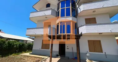 9 bedroom house in Golem, Albania