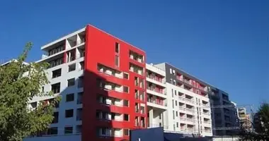 Квартира 3 комнаты в Камза, Албания