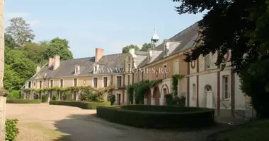 Zamek 10 pokojów w Francja metropolitalna, Francja