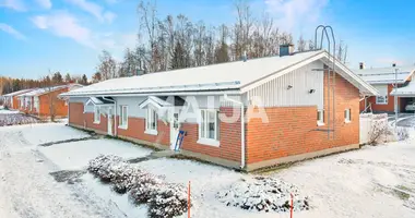 Apartamento 3 habitaciones en Kontiolahti, Finlandia