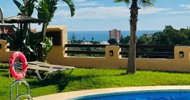 2 bedroom apartment in Manilva, Spain