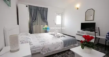 Hotel 245 m² in Sutomore, Montenegro