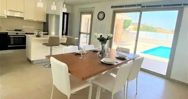 Mieszkanie 4 pokoi w Limassol, Cypr