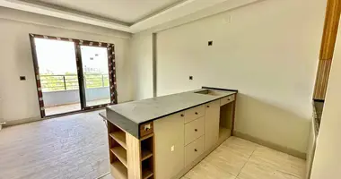 Квартира 2 комнаты в Мезитли, Турция