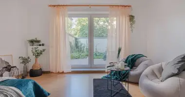 Квартира 1 комната в Варшава, Польша