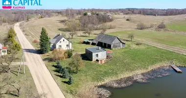 Casa en Urneziai, Lituania