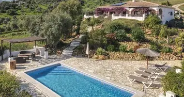 Haus 4 Schlafzimmer in Malaga, Spanien