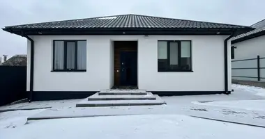 Casa 3 habitaciones en Nerubaiske, Ucrania