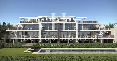 2 bedroom apartment in Estepona, Spain