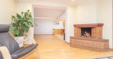 Dom w Szatyje, Litwa