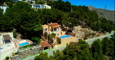 Dom 4 pokoi w Altea, Hiszpania