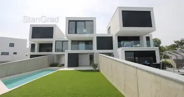 Casa 3 habitaciones en Radici, Croacia