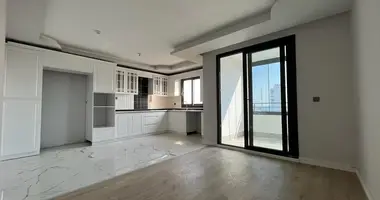 Wohnung 5 zimmer in Mezitli, Türkei