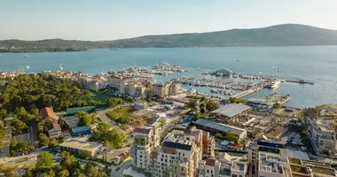 Квартира 2 спальни в Тиват, Черногория