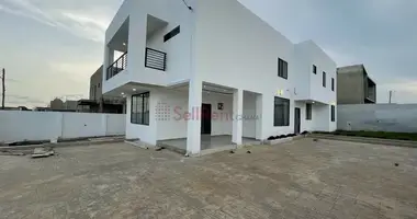 Maison 4 chambres dans Dzorwulu, Ghana