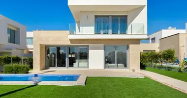 Villa in San Miguel de Salinas, Spanien