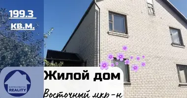 Haus in Baranawitschy, Belarus