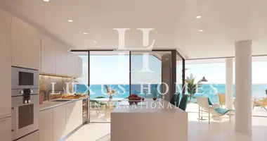 3 bedroom apartment in Estepona, Spain