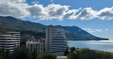 Apartamento en Becici, Montenegro