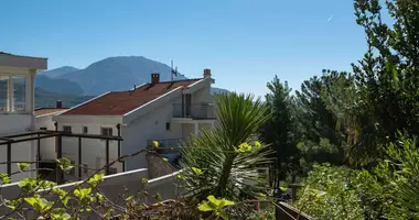 Apartamento 3 habitaciones en Montenegro