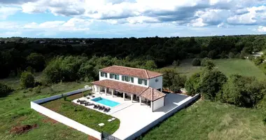 4 bedroom house in Opcina Svetvincenat, Croatia