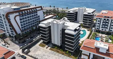 Penthouse 4 bedrooms in Muratpasa, Turkey