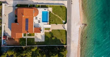 Haus 7 Schlafzimmer in Kroatien