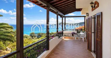 Villa 4 rooms in Pyrgadikia, Greece