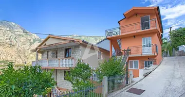 Haus 10 Schlafzimmer in Muo, Montenegro