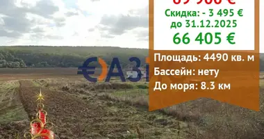 Propiedad comercial 4 490 m² en Popovich, Bulgaria