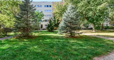 Mieszkanie 3 pokoi w Warszawa, Polska