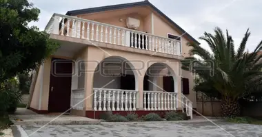 Haus 4 zimmer in Opcina Vir, Kroatien